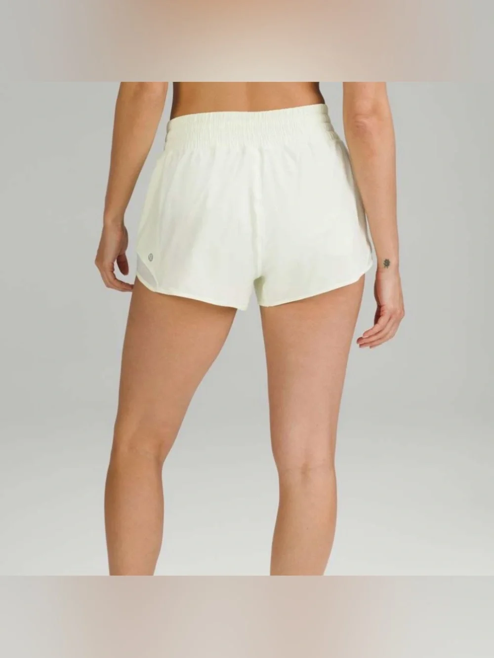 Lululemon Hotty Hot High-Rise Lined Short 2.5